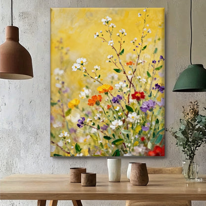 Wilde Blumen im Sonnenlicht